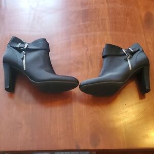 Unisa Black Heeled Boots with Silver Zipper Size 8